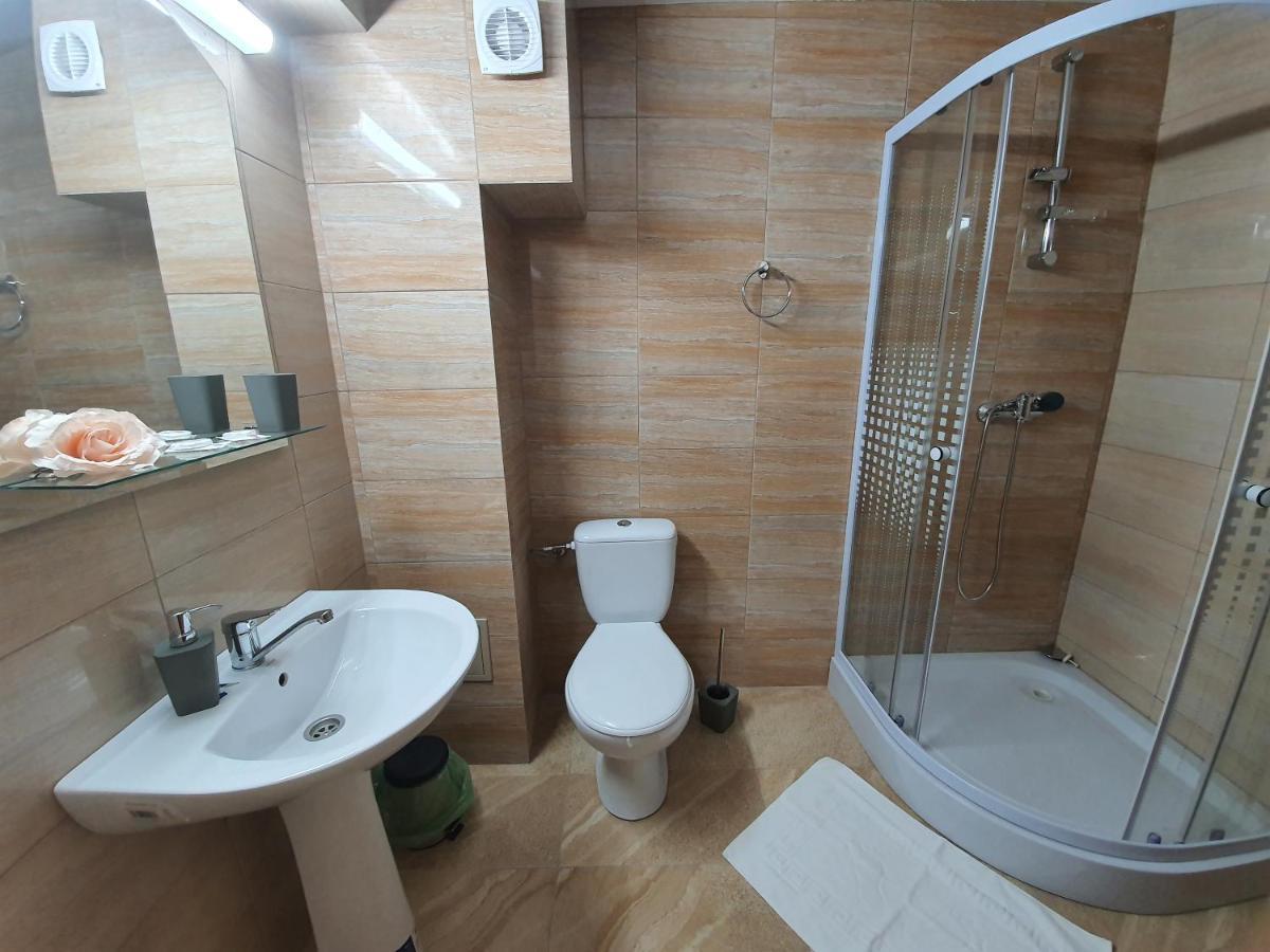 Bon Ton Residence Szörényvár Kültér fotó