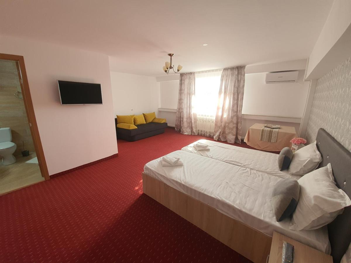 Bon Ton Residence Szörényvár Kültér fotó