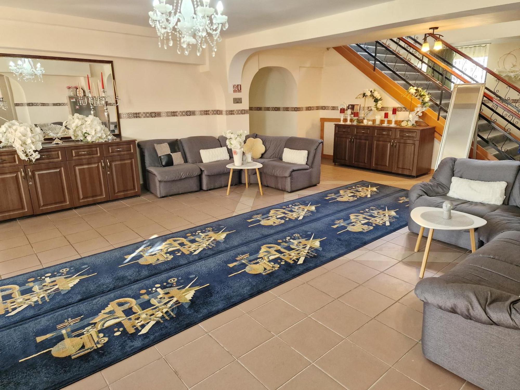 Bon Ton Residence Szörényvár Kültér fotó