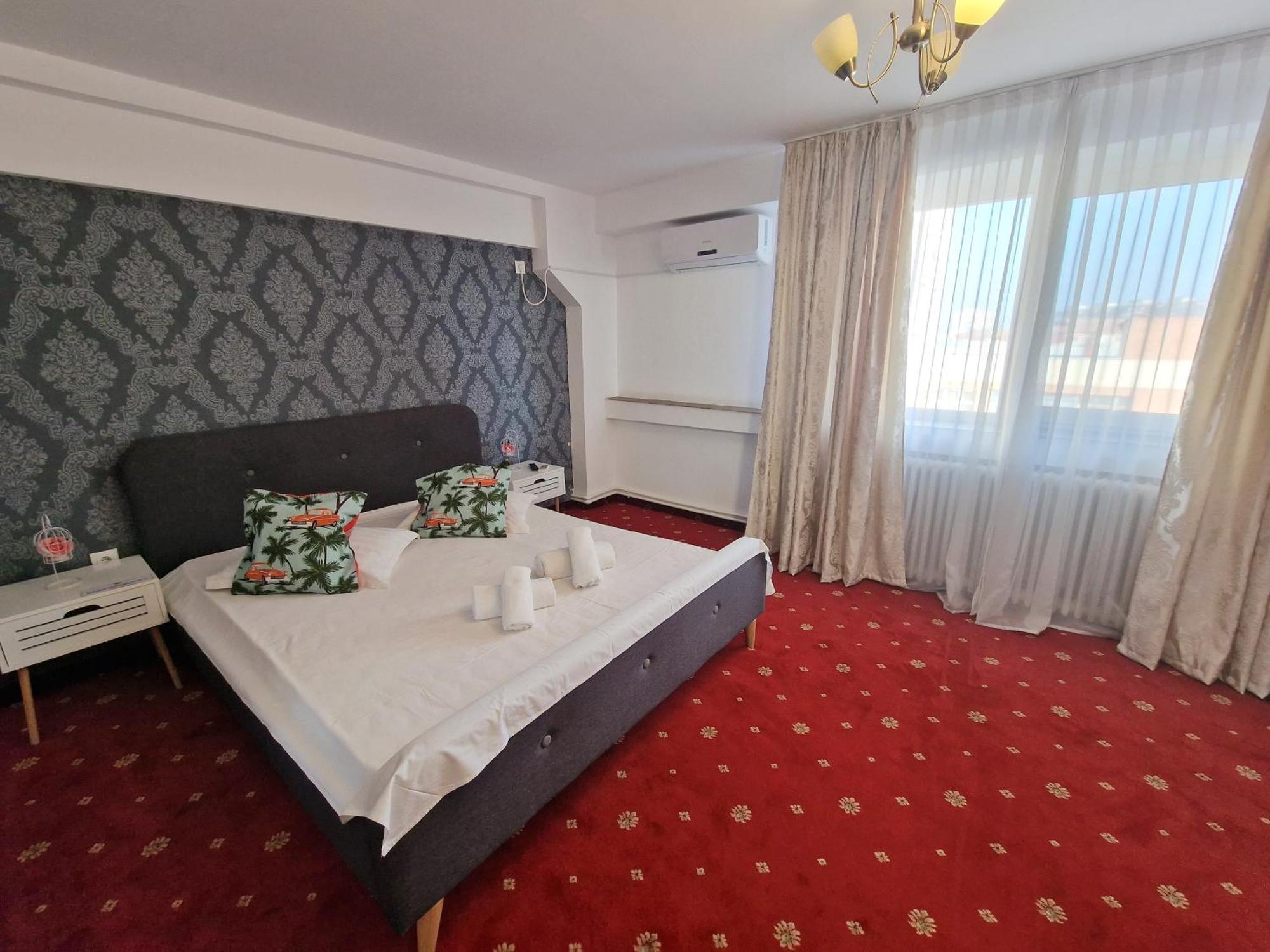 Bon Ton Residence Szörényvár Kültér fotó
