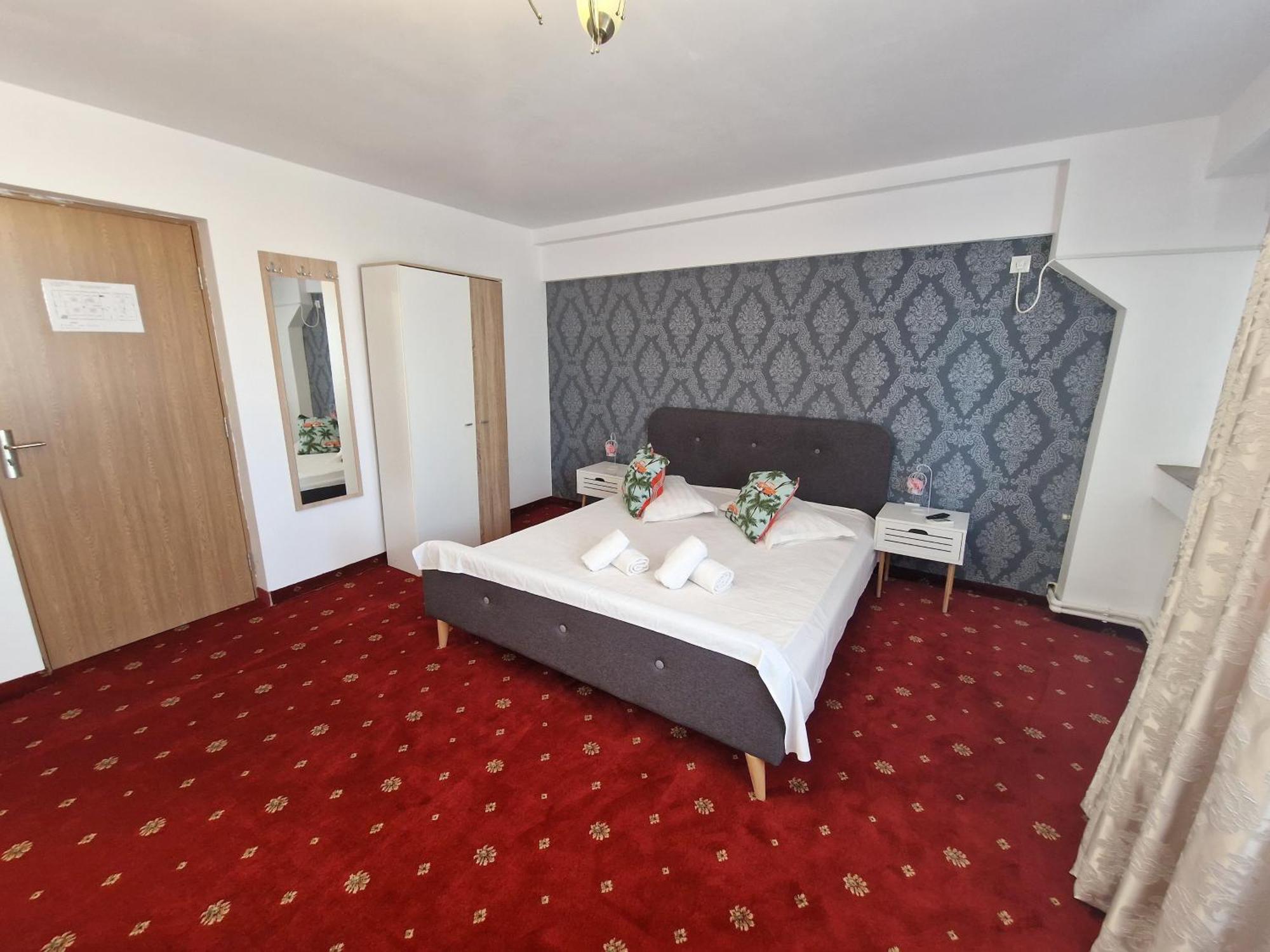 Bon Ton Residence Szörényvár Kültér fotó