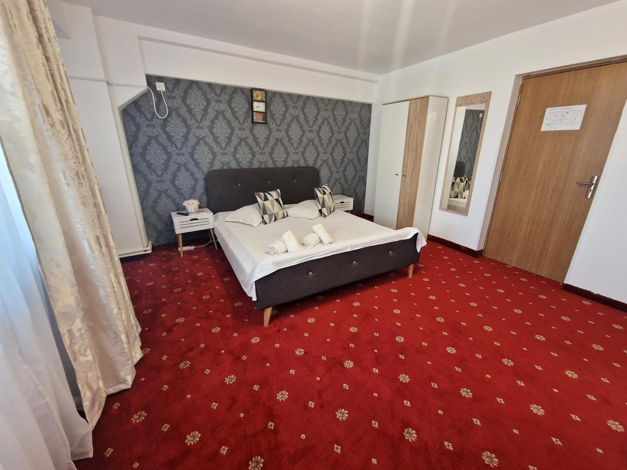 Bon Ton Residence Szörényvár Kültér fotó